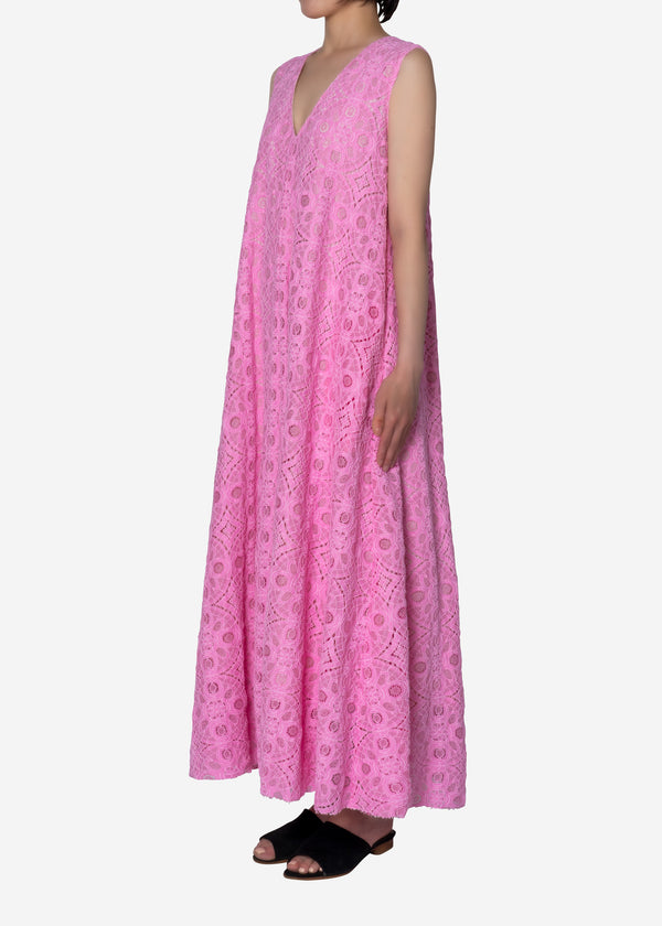 Scallop Lace Dress in Pink