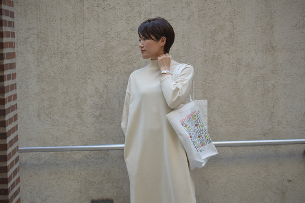 Pick Up Item "Soft Sweat Mock Neck Dress"