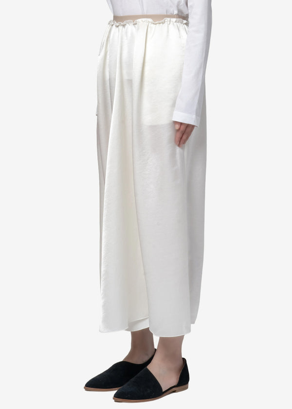 VIYON  Satin Wash Skirt in Off White