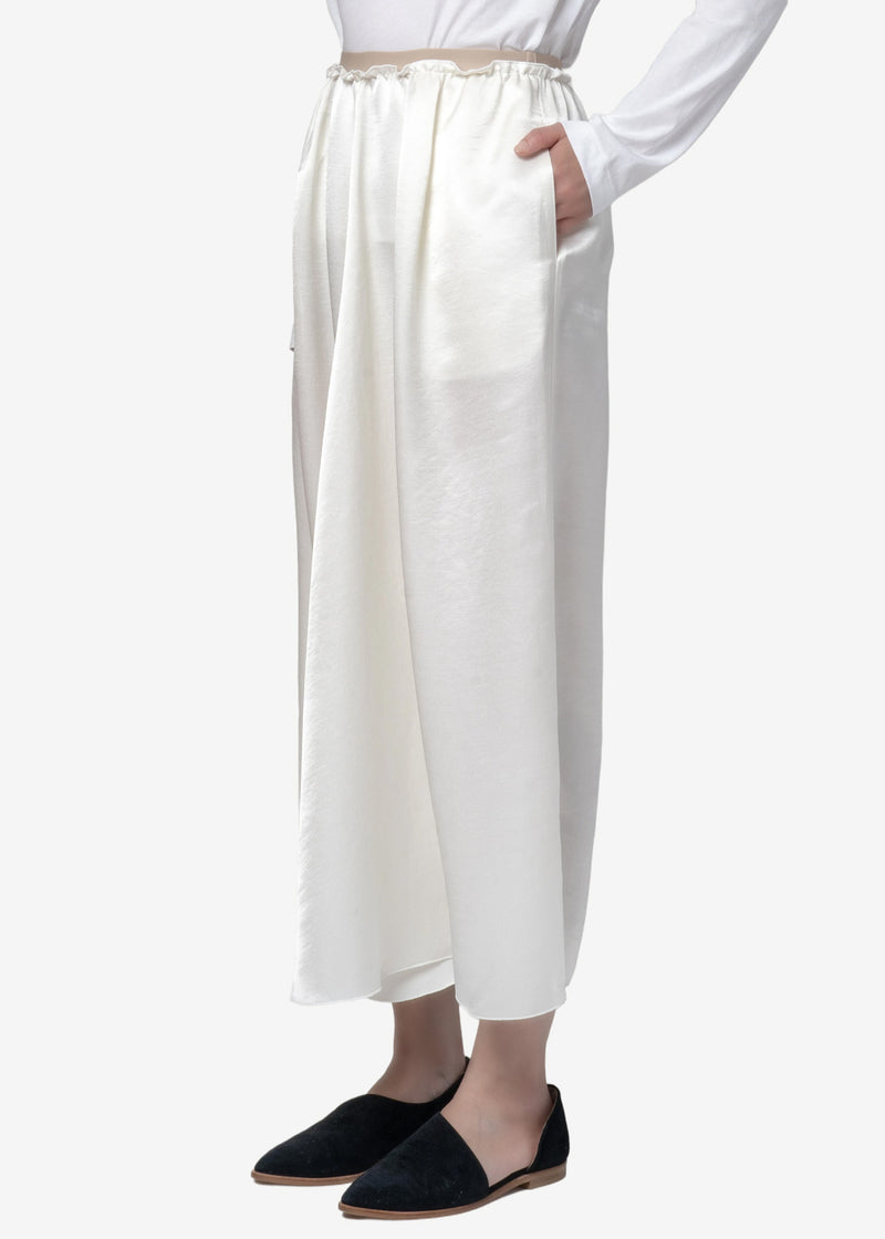 VIYON  Satin Wash Skirt in Off White