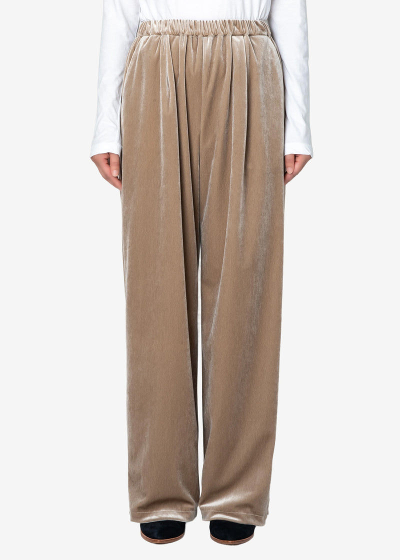 Chantique Velour Pants in Beige