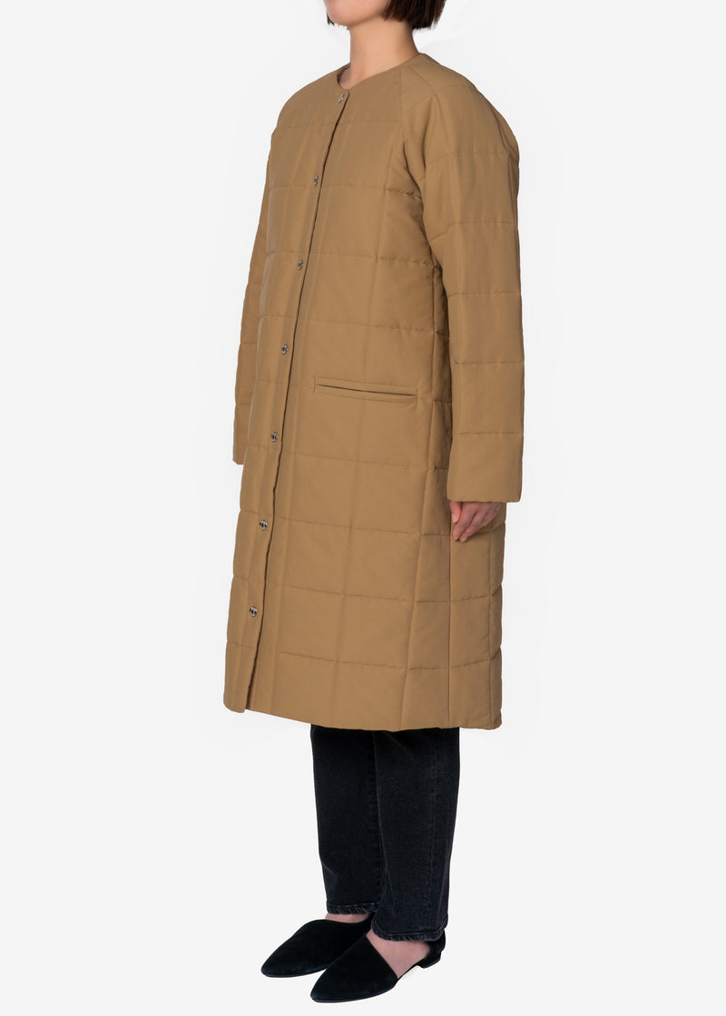 Grosgrain Quilted Liner Long Coat in Brown