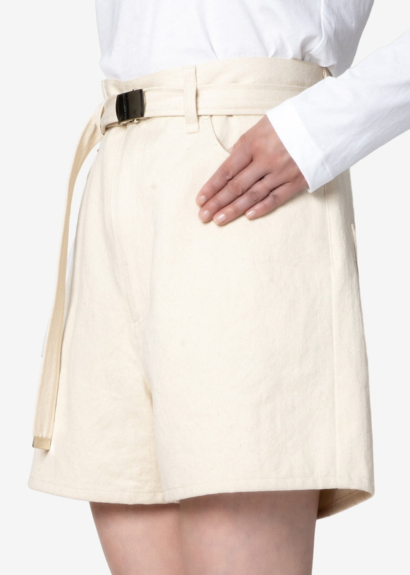 Diorama Op Twill Short Pants in Off White