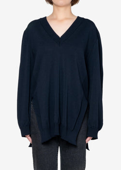 Flure Long V-neck Puff Knit in Black