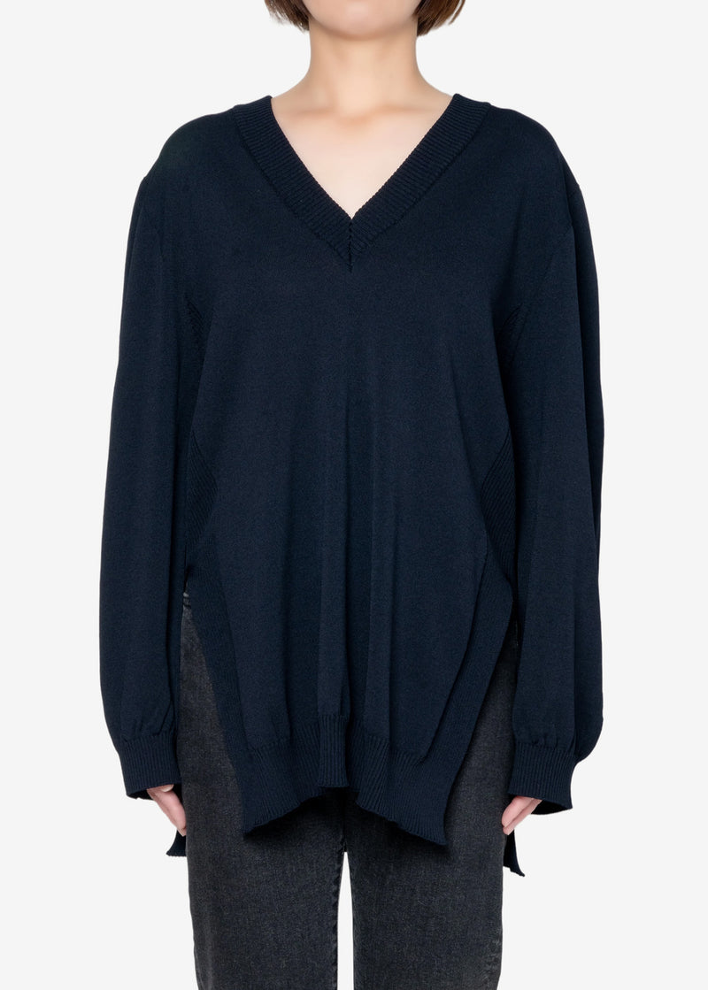 Flure Long V-neck Puff Knit in Black