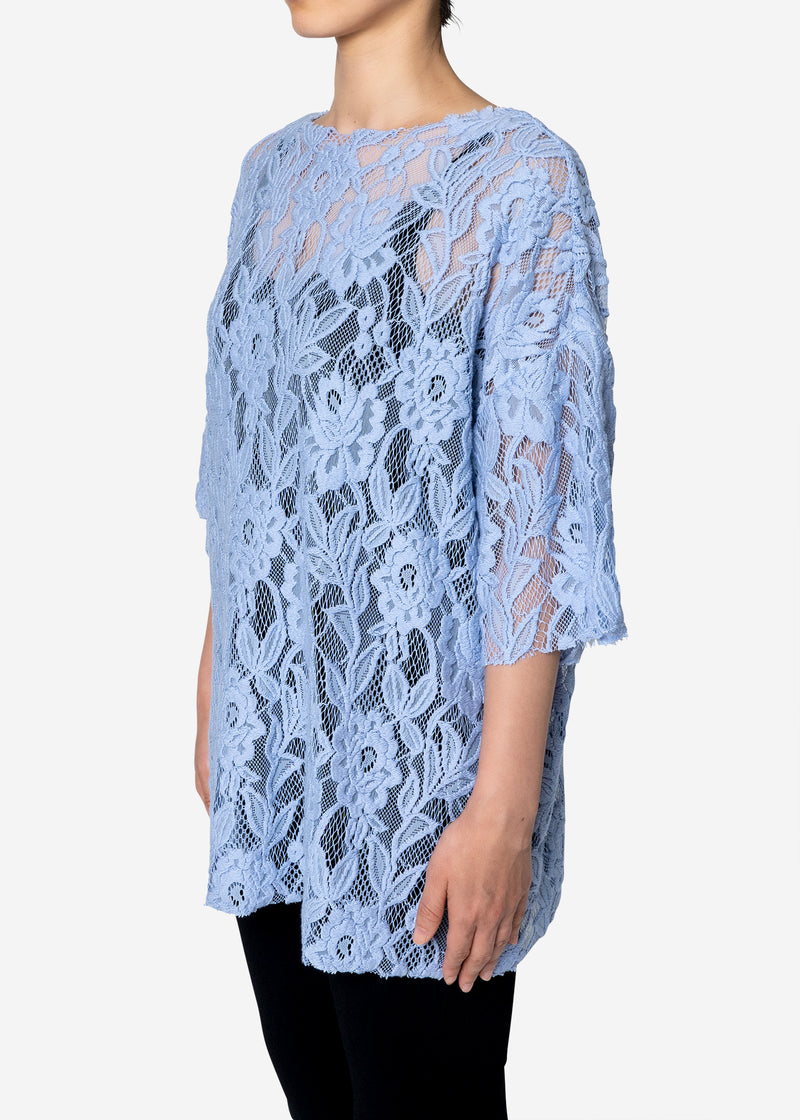 Floral Stretch Lace Short Sleeve Tee in Blue