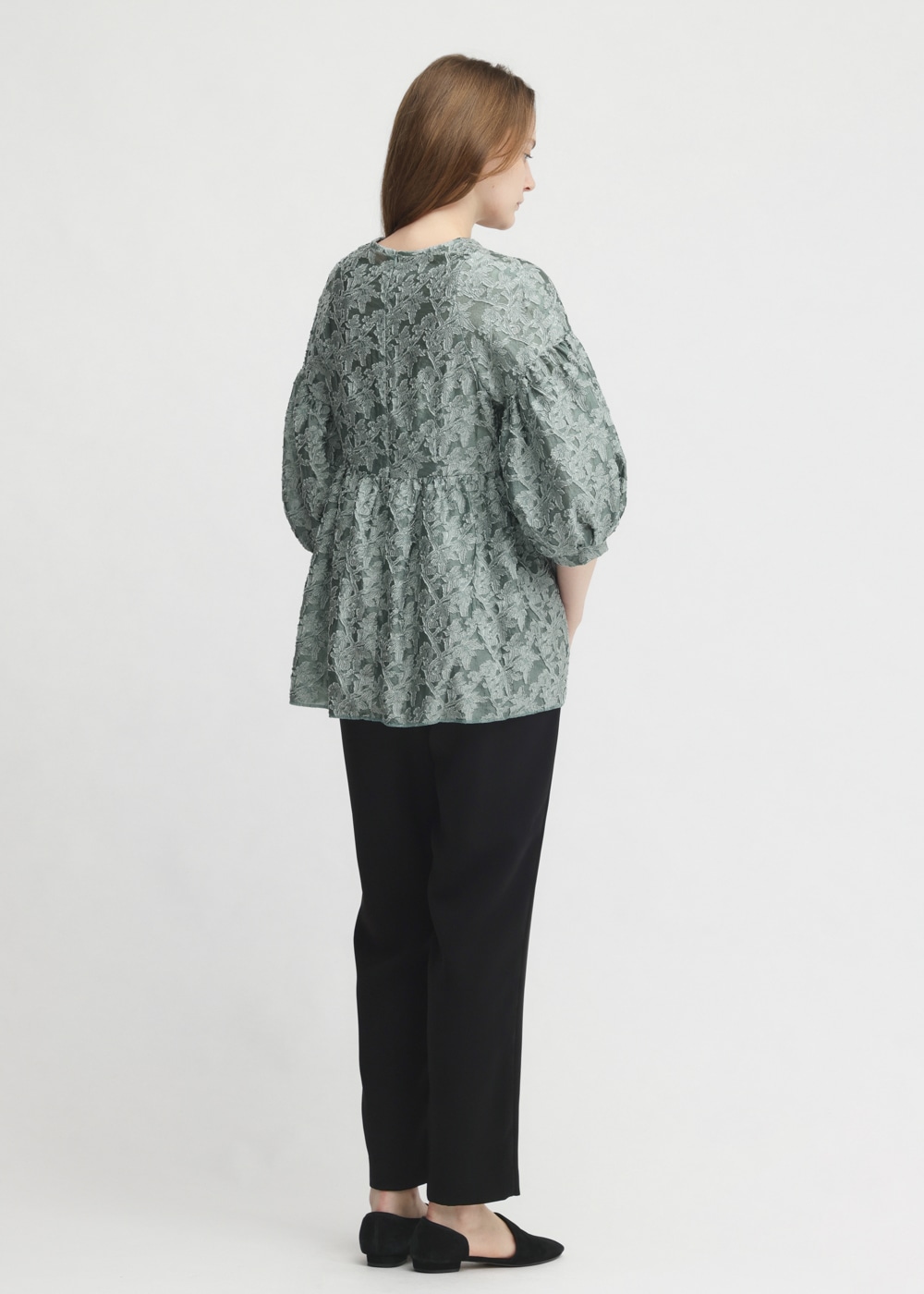 Shiny Flower Jacquard Puff Blouse 詳細画像 OLIVE 3