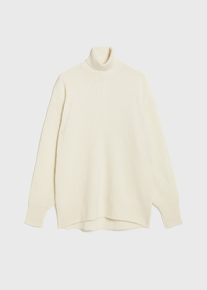 Cashmere Lambs High Neck Big Sweater