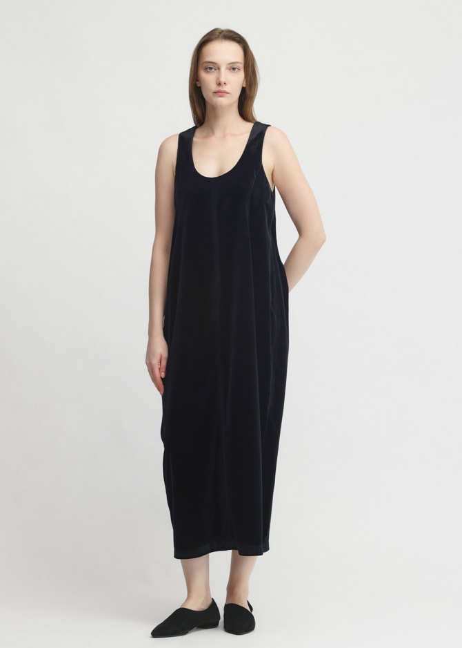 Chantique Velour Cocoon Dress