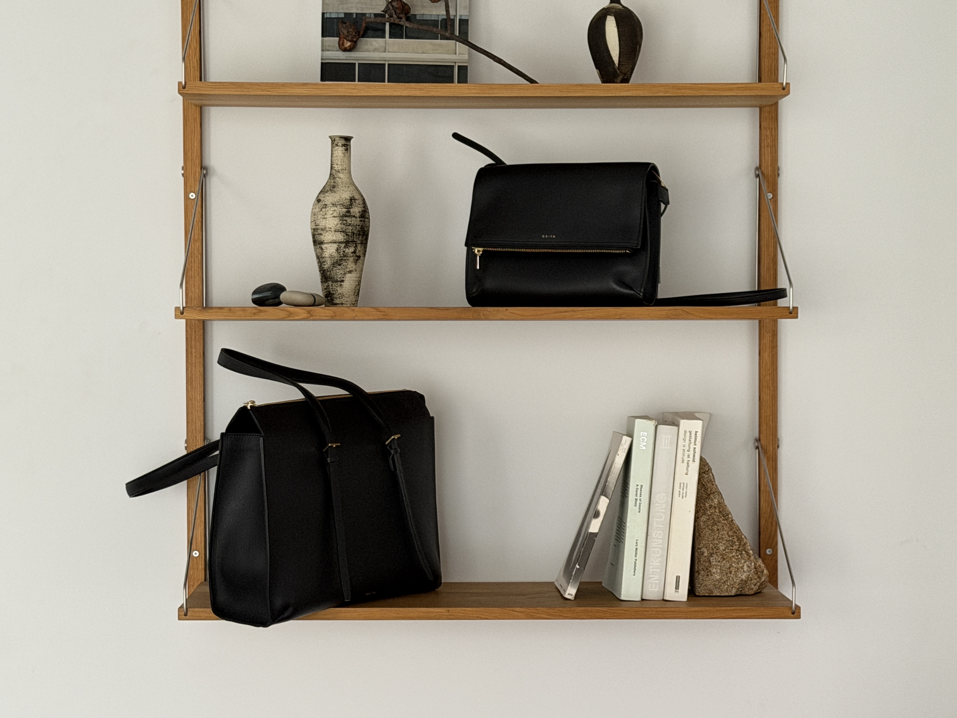 上質レザーアイテムと過ごす心地よい毎日